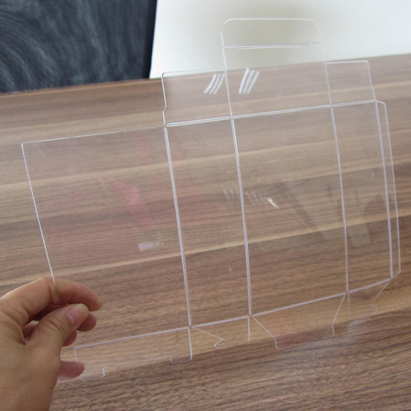 帶廢料回卷式柔軟線膠盒壓痕模切機(jī) 帶廢料回卷式柔軟線膠盒壓痕模切機(jī)