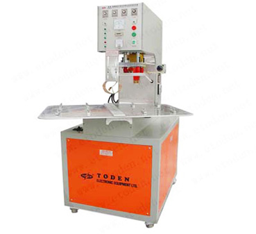 轉(zhuǎn)盤吸塑高周波機(jī)A5 轉(zhuǎn)盤吸塑高周波機(jī)A5